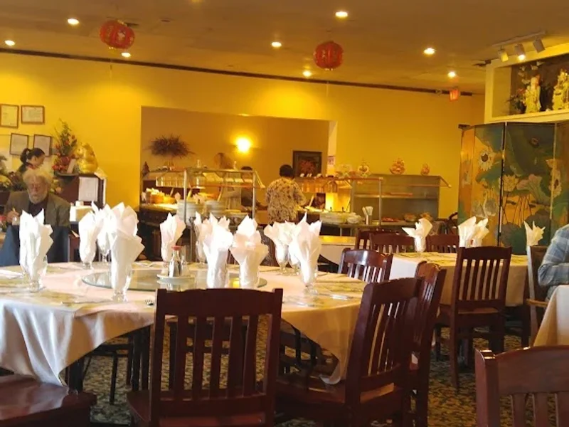 Gold Bistro Chinese Restaurant