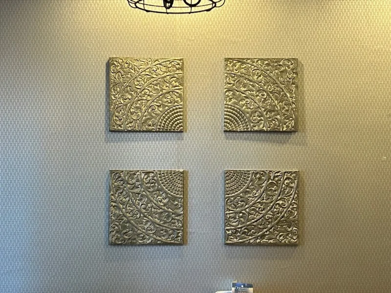 Cinnamon Indian Cuisine & Bar