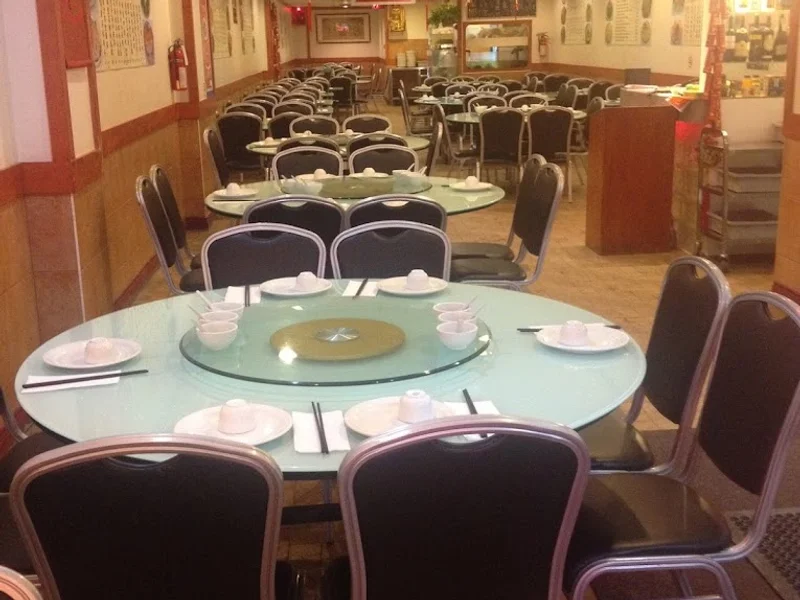 Rol Jui Seafood Restaurant