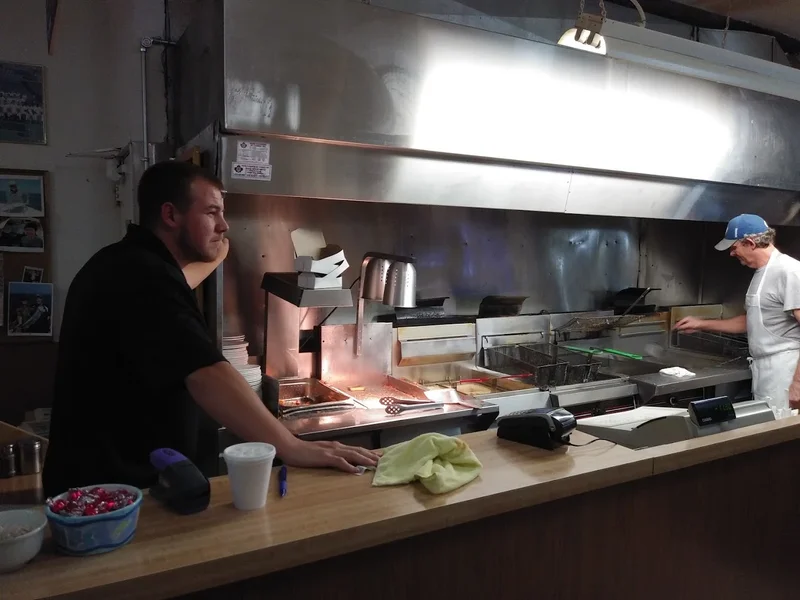 Len Duckworth Fish & Chips