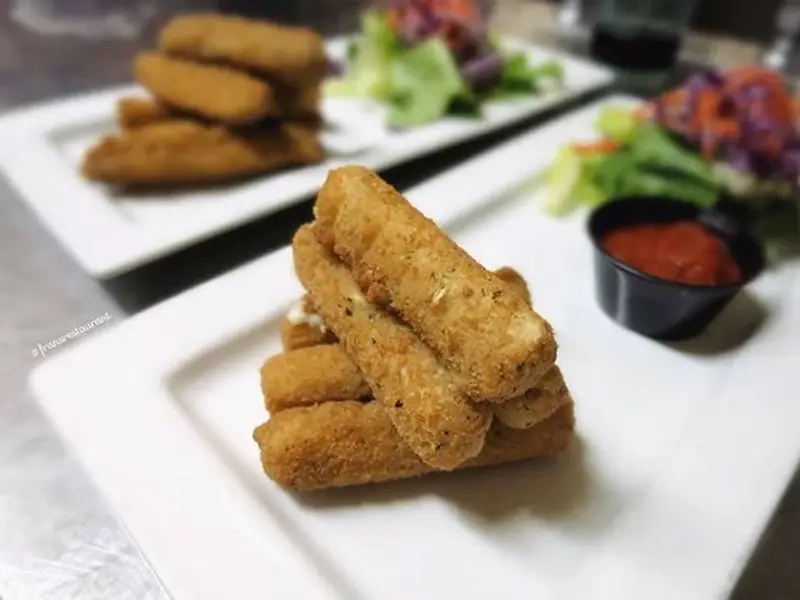 Fran's Restaurant and Bar