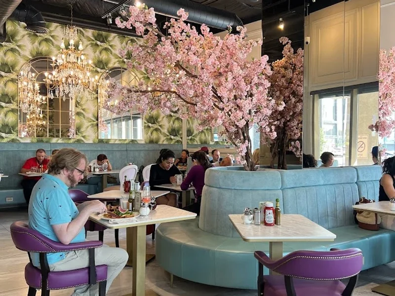 Evviva Breakfast and Lunch