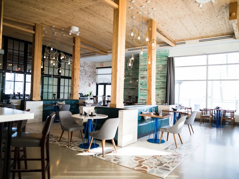 Starbelly Open Kitchen & Lounge