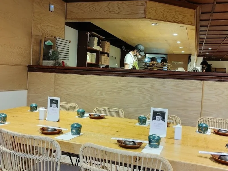 Hay Sushi - Spring Garden