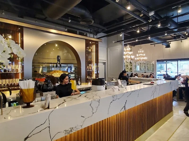 Evviva Breakfast and Lunch