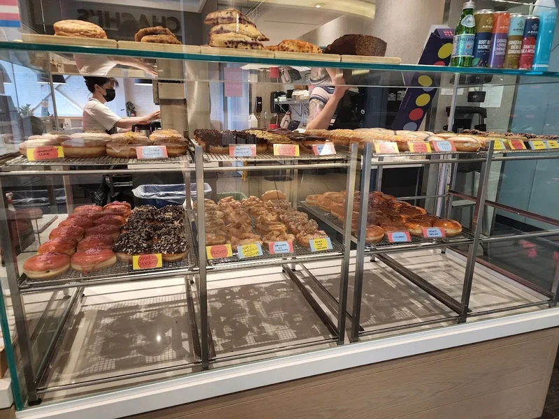 Hoopla Donuts - Chinook