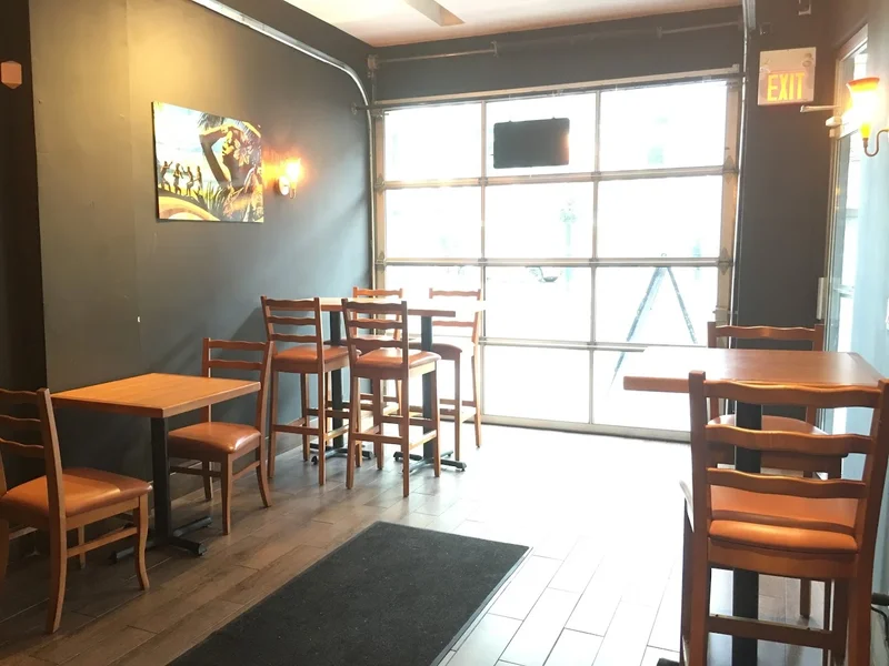 Randy's Roti and Doubles