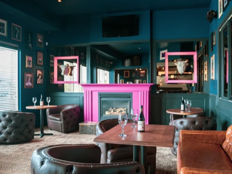 Penny Black Bar & Kitchen