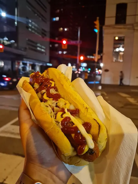 Met's Gourmet Hotdog Stand