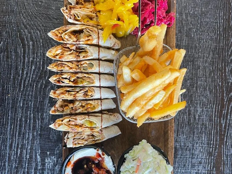 Jerusalem Shawarma (32 AVE NE)