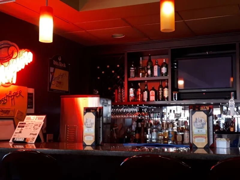 Ricky's All Day Grill - Chinook