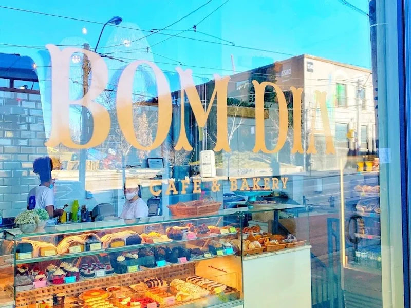 Bom Dia Café & Bakery