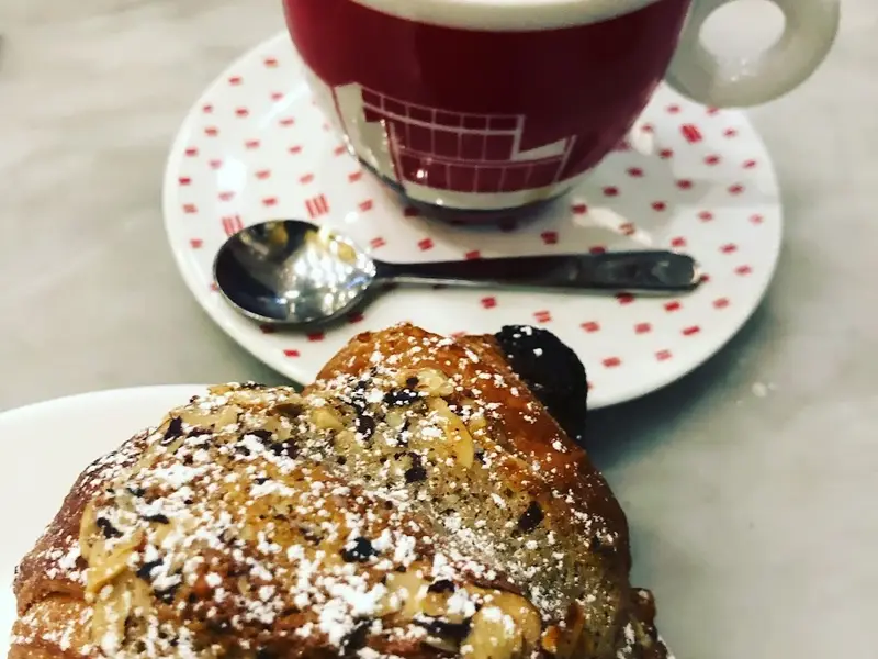 La Boulangerie Bakery Cafe