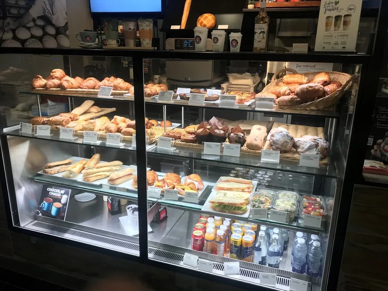 Au Pain Doré Bakery