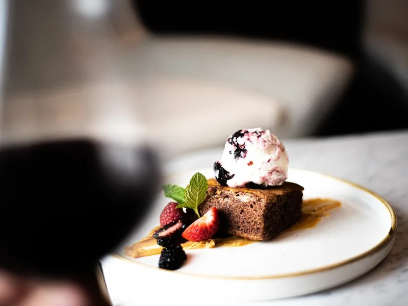 Rendesvouz - Cosmopolitan Cuisine & Ultra Lounge