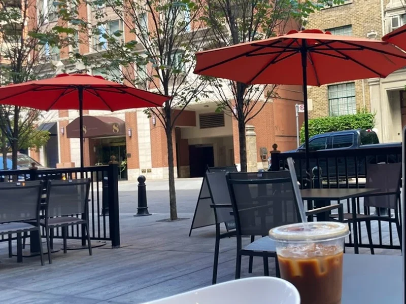 Dessert Lady Cafe & Bakery