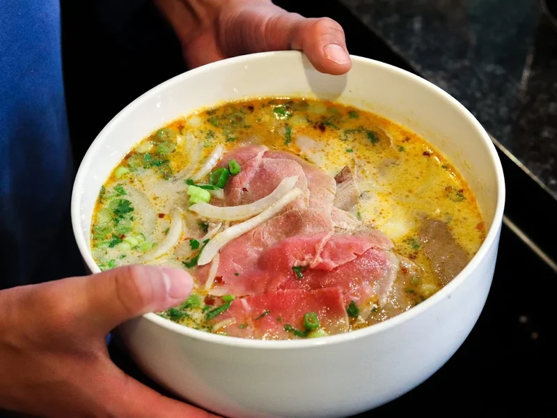 Le La Vietnamese Restaurant