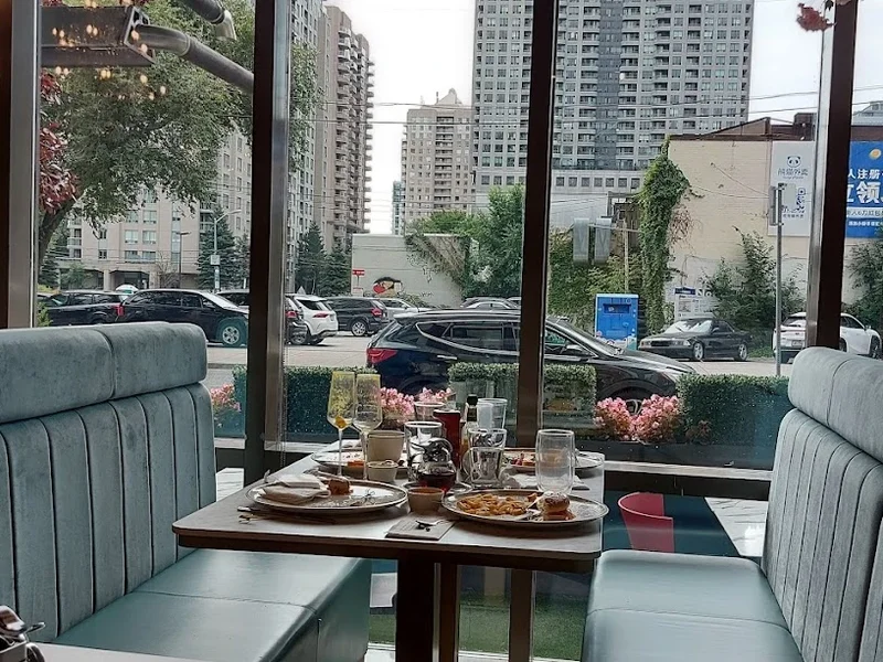 Evviva Breakfast and Lunch