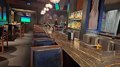 Best of 18 chicken wings in Willowdale Toronto