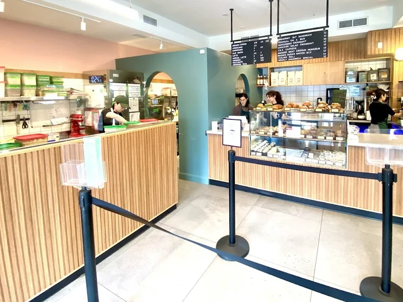 Circles & Squares Bakery Café