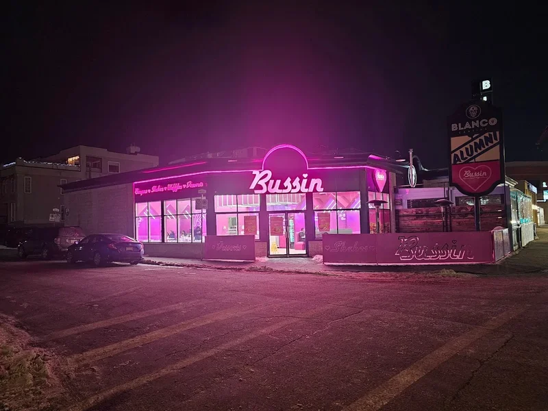 BUSSIN BURGER