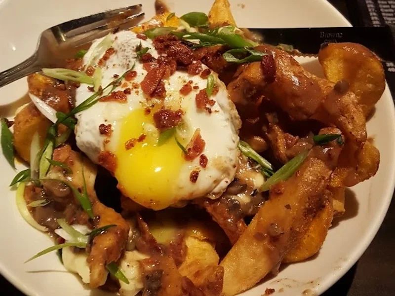 Buzzards Restaurant & Bar