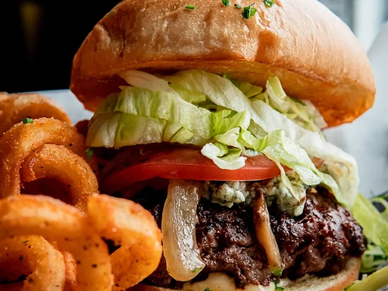 Leopold’s Tavern Calgary - Beltline