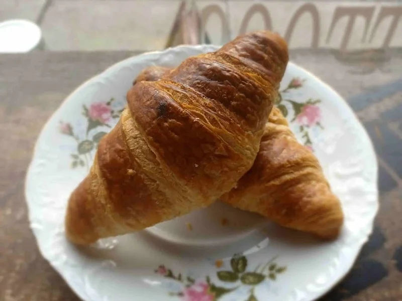 The Queen's End Cafe and Emporium