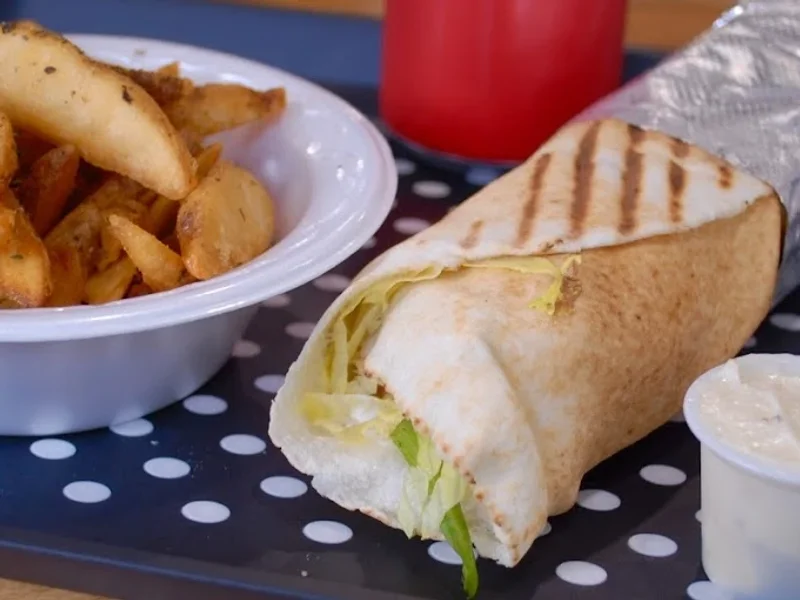 Dolce Gelato -Creme Glacée-Dessert - Beignes - Crepes - Churros