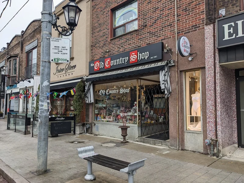 Old Country Shop
