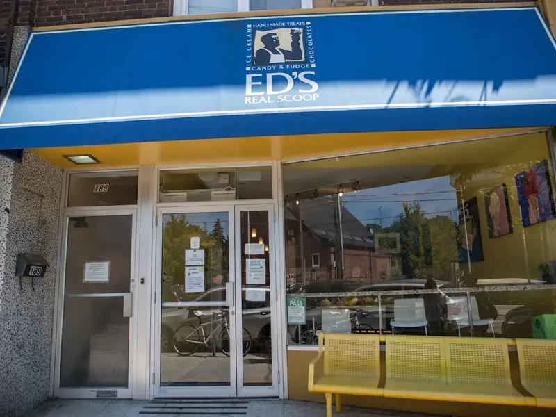 Ed's Real Scoop, Roncesvalles