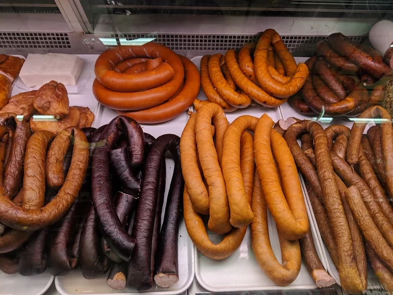 Benna's Bakery & Deli