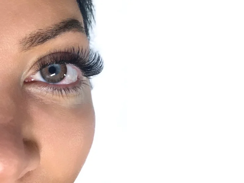 BEAUTYLUXE - Toronto Lash Extensions, Lifts, Ombré Brows, Brow Lamination + More