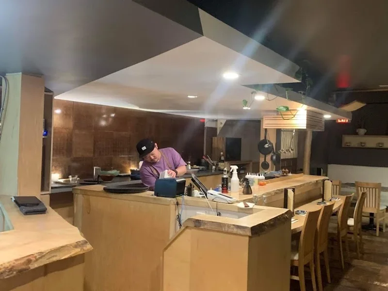 NEW RETRO - BASEMENT BAR