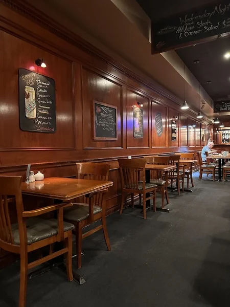 Red Cranberries Restaurant