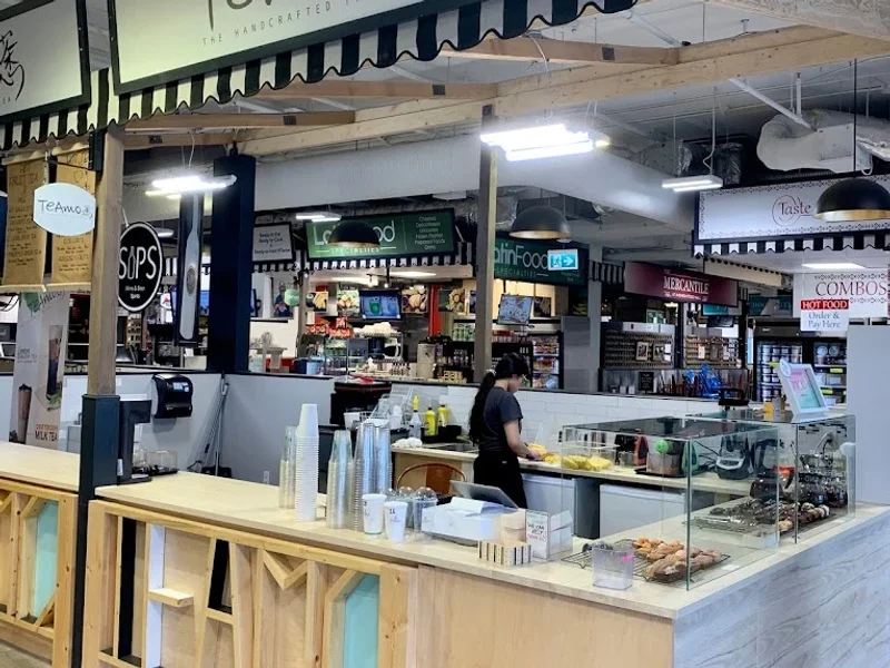 Avenida Food Hall and Fresh Market