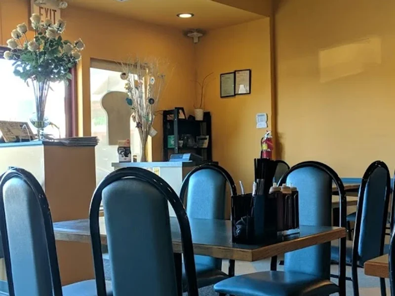 Mina's Vietnamese Noodle Soup Restaurant