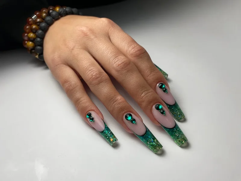 Aura Nails