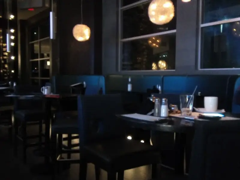 Moxies Dixon Road Restaurant