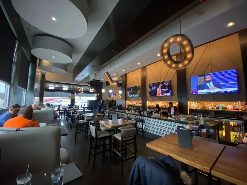 Moxies Dixon Road Restaurant