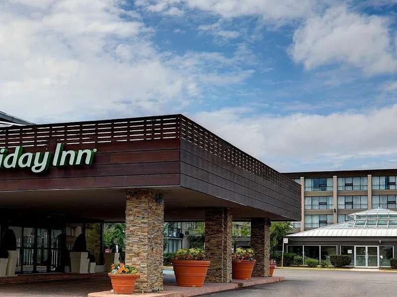 Holiday Inn Toronto Airport East