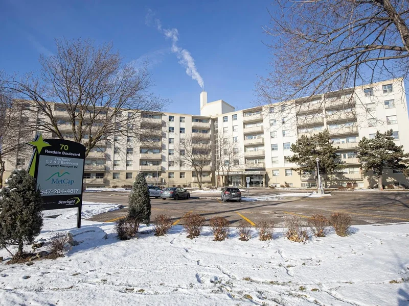 Rexdale Court - 70 Rexdale Boulevard Apartments