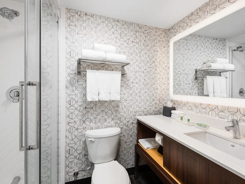 Holiday Inn Toronto Airport East