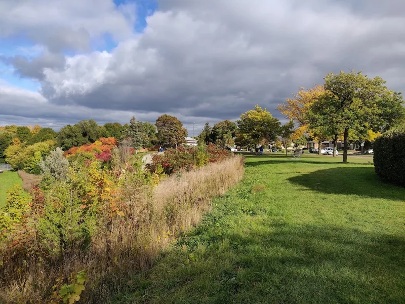 West Humber Trail / Esther Lorrie Park
