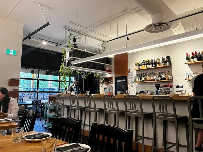 UNA pizza + wine - Bridgeland