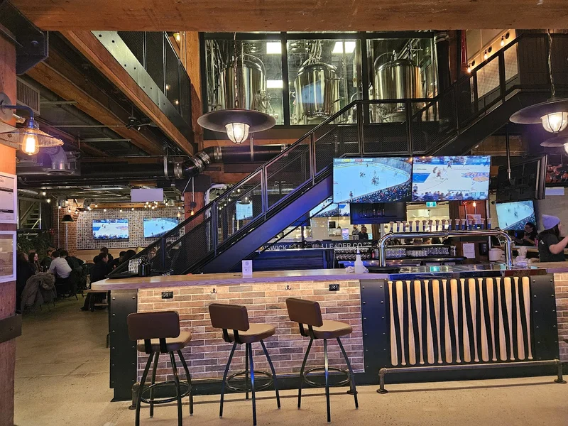 Left Field Brewery (Liberty Village)