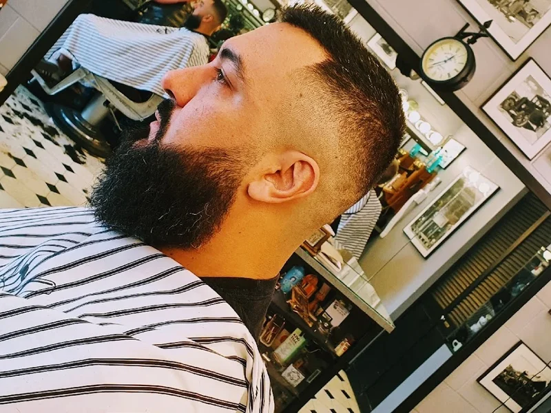 Cavalier stylish Men's Hairstyling