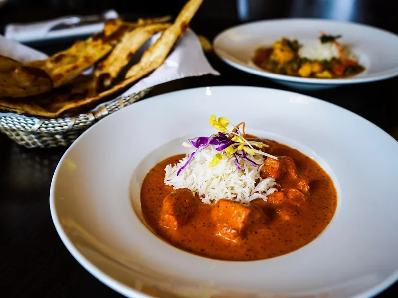 Guru Restaurant & Bar