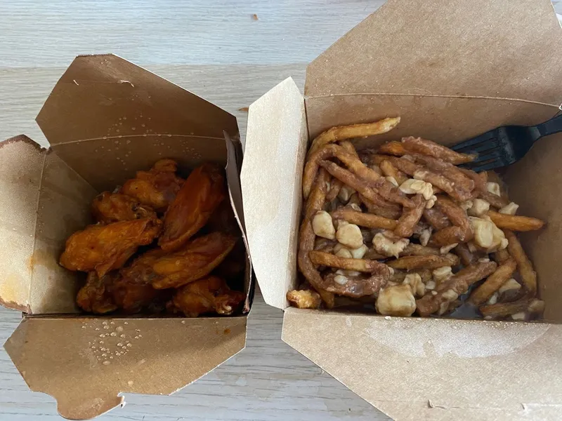 Bawk Bawk Chicken & Poutine