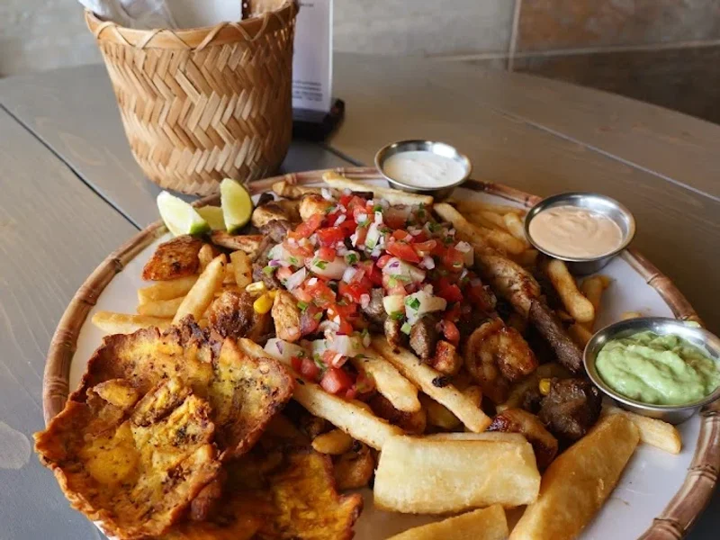 Smokin' Barrels Cocina Latina